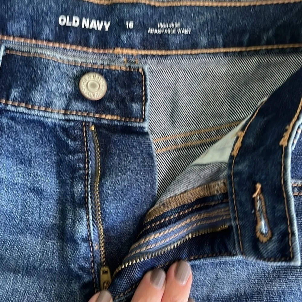 Old navy high-rise sky high adjustable waist Frayed-Hem blue jean shorts